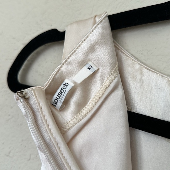 HOUSE OF CB‎ 'Shayla' Vintage Cream Midi Dress NWOT size XS - Picture 3 of 7